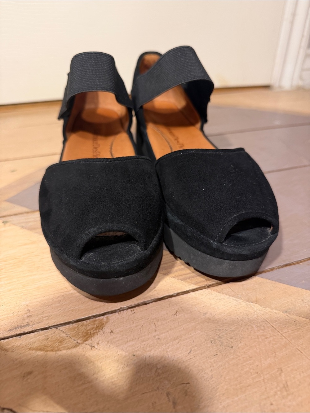 L’Amour Des Pieds “Amadour” style Sz 8 1/2 Black Suede Mary Jane Platform - Picture 2 of 12